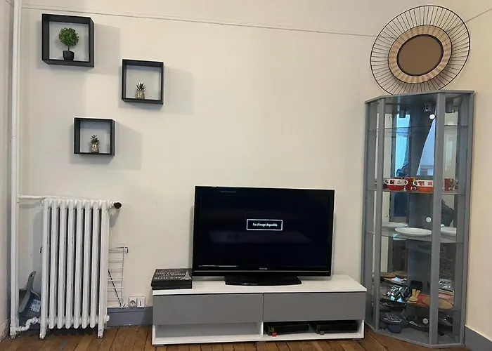 Studio Proche Paris, Proche Meteo 4,13