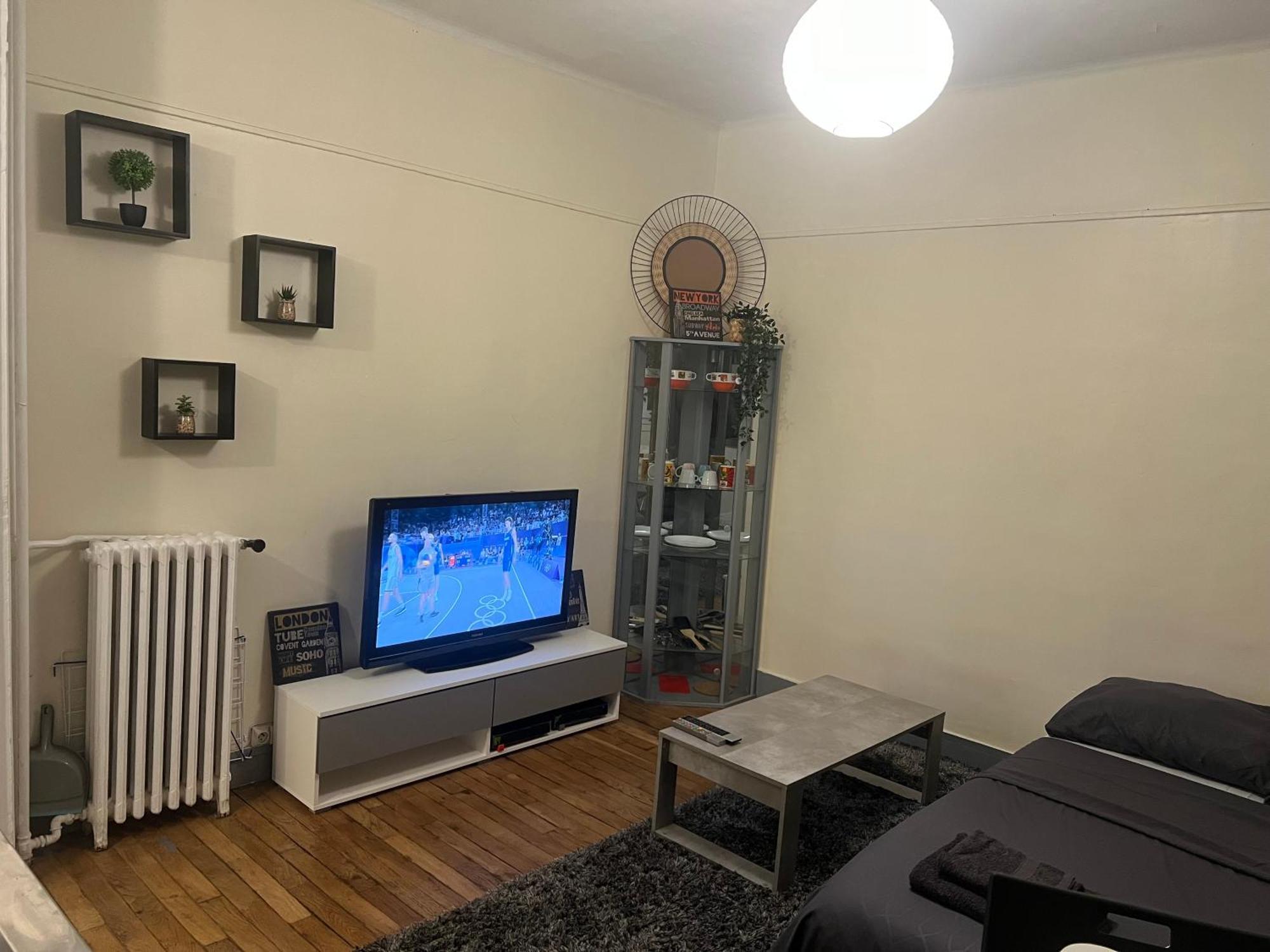 Proche Paris, Proche Meteo 4,13 Apartment *